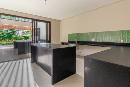 Casa à venda com 700m², 4 quartos e 4 vagas