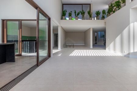 Casa à venda com 700m², 4 quartos e 4 vagas