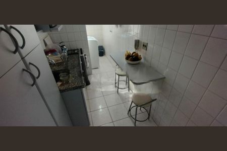 Apartamento à venda com 2 quartos, 49m² em Jardim Sabara, São Paulo