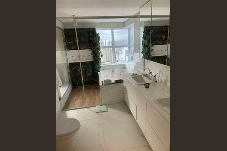 Apartamento para alugar com 3 quartos, 198m² em Brooklin, São Paulo