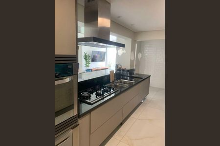 Apartamento para alugar com 3 quartos, 198m² em Brooklin, São Paulo