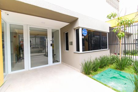 Apartamento para alugar com 43m², 2 quartos e 1 vagaFachada e portaria