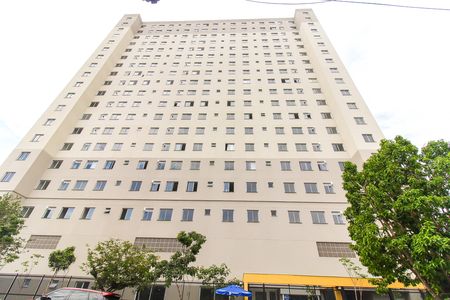 Apartamento para alugar com 43m², 2 quartos e 1 vagaFachada e portaria