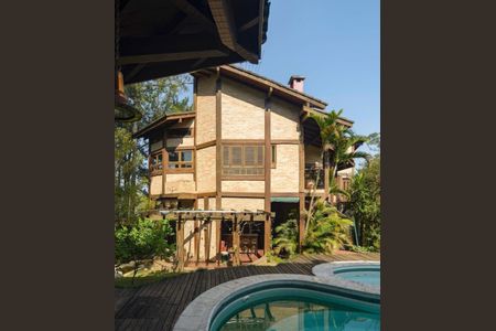 Casa de condomínio à venda com 550m², 3 quartos e 8 vagas Casa de condomínio à venda com 550m², 3 quartos e 8 vagasFoto 24