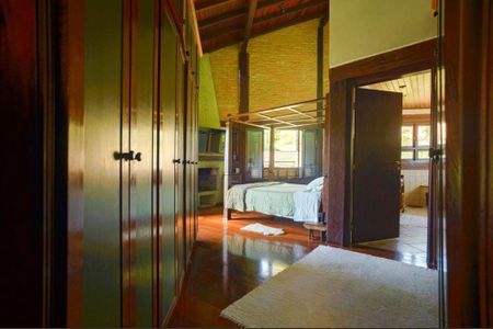 Casa de condomínio à venda com 550m², 3 quartos e 8 vagas Casa de condomínio à venda com 550m², 3 quartos e 8 vagasFoto 10