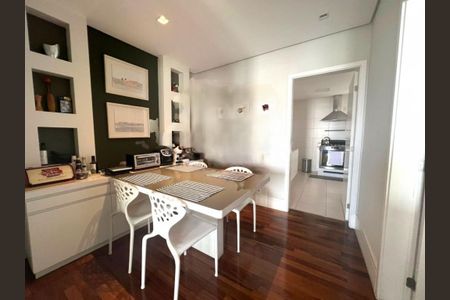 Apartamento para alugar com 3 quartos, 198m² em Campo Belo, São Paulo