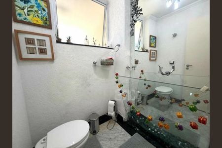 Casa à venda com 4 quartos, 238m² em Jardim dos Estados, São Paulo