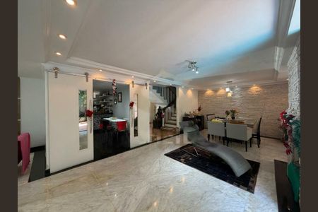 Casa à venda com 4 quartos, 238m² em Jardim dos Estados, São Paulo