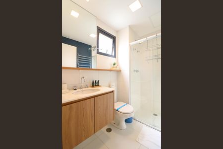 Banheiro de kitnet/studio para alugar com 1 quarto, 25m² em Brooklin, São Paulo
