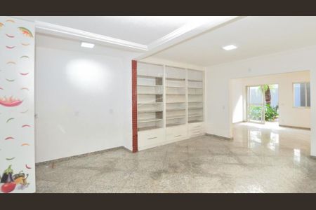 Casa à venda com 450m², 4 quartos e 5 vagas