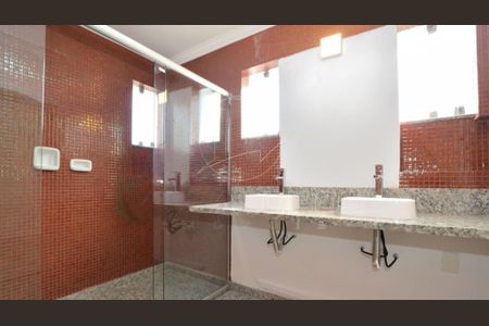 Casa à venda com 450m², 4 quartos e 5 vagas