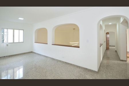 Casa à venda com 450m², 4 quartos e 5 vagas