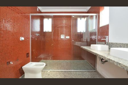 Casa à venda com 450m², 4 quartos e 5 vagas