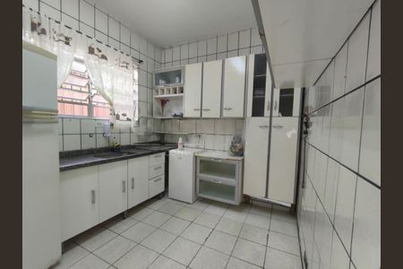 Casa à venda com 2 quartos, 101m² em Vila Anhanguera, São Paulo