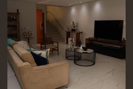 Casa de Condomínio à venda com 3 quartos, 125m² em Vila Jardim Vitoria, Goiânia