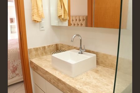 Casa de Condomínio à venda com 3 quartos, 125m² em Vila Jardim Vitoria, Goiânia