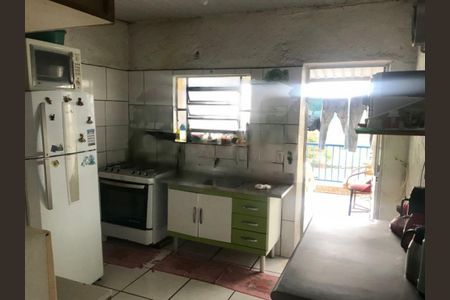 Casa à venda com 7 quartos, 300m² em Jardim Maraba(Zona Sul), São Paulo