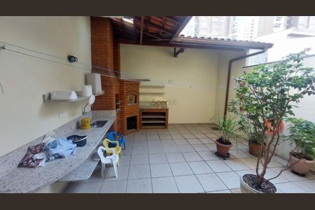 Casa à venda com 3 quartos, 130m² em Água Rasa, São Paulo