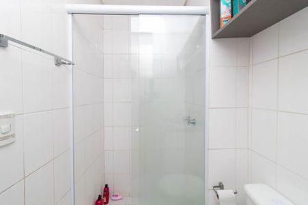 Apartamento à venda com 67m², 3 quartos e 1 vaga Apartamento à venda com 67m², 3 quartos e 1 vagaBanheiro Social