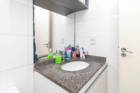 Apartamento à venda com 67m², 3 quartos e 1 vaga Apartamento à venda com 67m², 3 quartos e 1 vagaBanheiro Social
