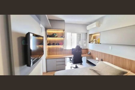Apartamento para alugar com 4 quartos, 138m² em Aclimação, São Paulo