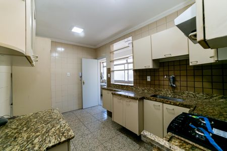 Cozinha de apartamento à venda com 4 quartos, 170m² em Cidade Nova, Belo Horizonte