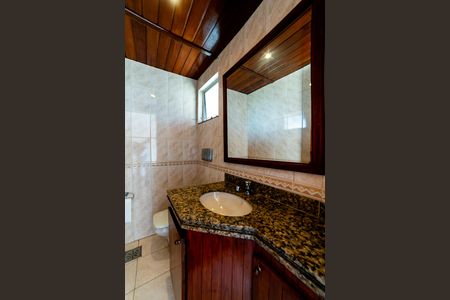 Apartamento à venda com 170m², 4 quartos e 2 vagas Apartamento à venda com 170m², 4 quartos e 2 vagasLavabo