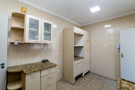 Apartamento à venda com 170m², 4 quartos e 2 vagas Apartamento à venda com 170m², 4 quartos e 2 vagasCozinha