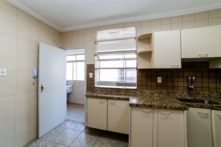 Apartamento à venda com 170m², 4 quartos e 2 vagas Apartamento à venda com 170m², 4 quartos e 2 vagasCozinha