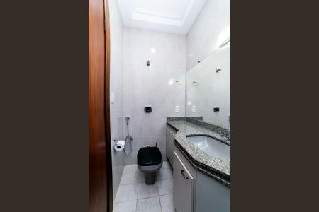 Apartamento à venda com 170m², 4 quartos e 2 vagas Apartamento à venda com 170m², 4 quartos e 2 vagasBanheiro da Suíte 2
