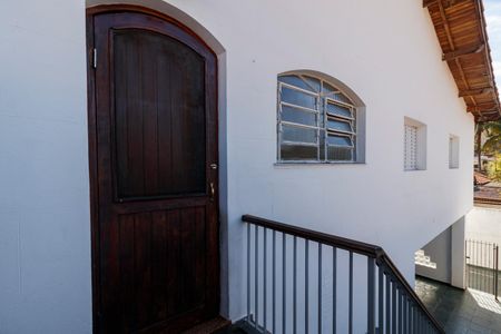 Casa à venda com 198m², 3 quartos e 5 vagas