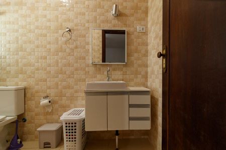 Casa à venda com 198m², 3 quartos e 5 vagas
