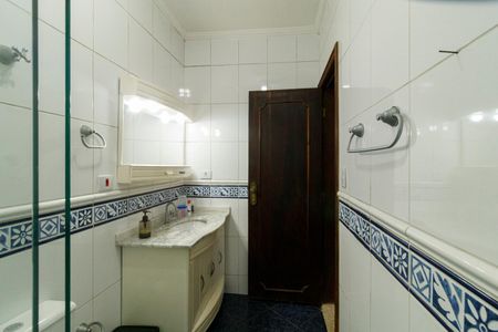 Casa à venda com 198m², 3 quartos e 5 vagas