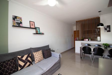 Apartamento à venda com 71m², 3 quartos e 2 vagas Apartamento à venda com 71m², 3 quartos e 2 vagasSala