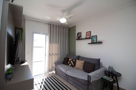 Sala de apartamento à venda com 3 quartos, 71m² em Vila Milton, Guarulhos
