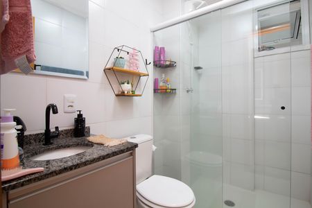 Apartamento à venda com 71m², 3 quartos e 2 vagas Apartamento à venda com 71m², 3 quartos e 2 vagasBanheiro Social