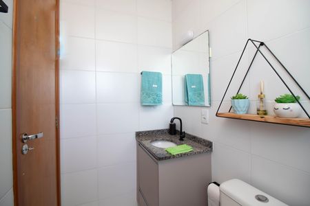 Apartamento à venda com 71m², 3 quartos e 2 vagas Apartamento à venda com 71m², 3 quartos e 2 vagasBanheiro da Suíte