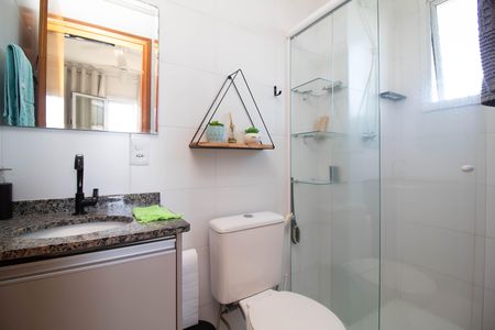 Apartamento à venda com 71m², 3 quartos e 2 vagas Apartamento à venda com 71m², 3 quartos e 2 vagasBanheiro da Suíte