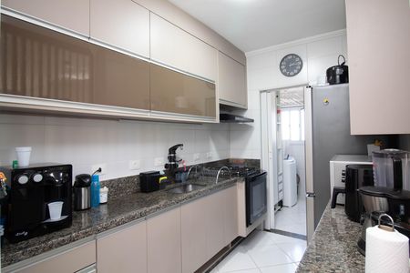 Apartamento à venda com 71m², 3 quartos e 2 vagas Apartamento à venda com 71m², 3 quartos e 2 vagasCozinha - Armários