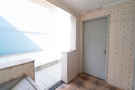 Casa para alugar com 307m², 3 quartos e 5 vagas Casa para alugar com 307m², 3 quartos e 5 vagasÁrea de serviço