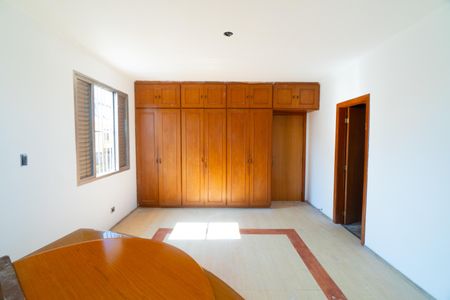 Casa para alugar com 307m², 3 quartos e 5 vagas Casa para alugar com 307m², 3 quartos e 5 vagasSuite 1