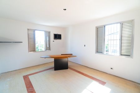 Casa para alugar com 307m², 3 quartos e 5 vagas Casa para alugar com 307m², 3 quartos e 5 vagasSuite 1
