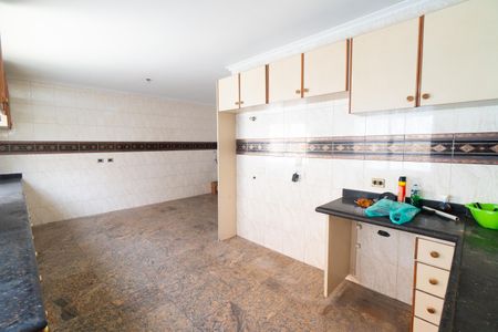 Casa para alugar com 307m², 3 quartos e 5 vagas Casa para alugar com 307m², 3 quartos e 5 vagasCozinha