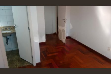 Apartamento à venda com 135m², 4 quartos e 2 vagas