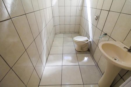 Casa para alugar com 60m², 1 quarto e sem vagaBanheiro