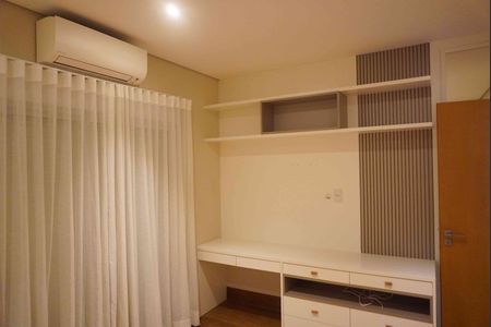 Casa de condomínio à venda com 446m², 2 quartos e 6 vagas Casa de condomínio à venda com 446m², 2 quartos e 6 vagasSuite3