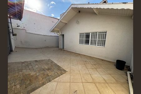 Casa à venda com 4 quartos, 237m² em Jardim das Samambaias, Jundiaí