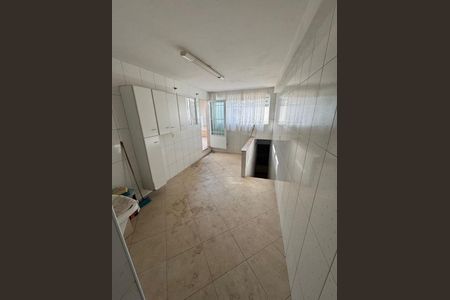 Casa à venda com 4 quartos, 237m² em Jardim das Samambaias, Jundiaí