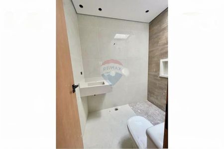 Casa à venda com 3 quartos, 207m² em Vila Esperança, São Paulo