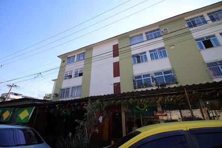 Fachada do Prédio de apartamento à venda com 3 quartos, 55m² em Brás de Pina, Rio de Janeiro
